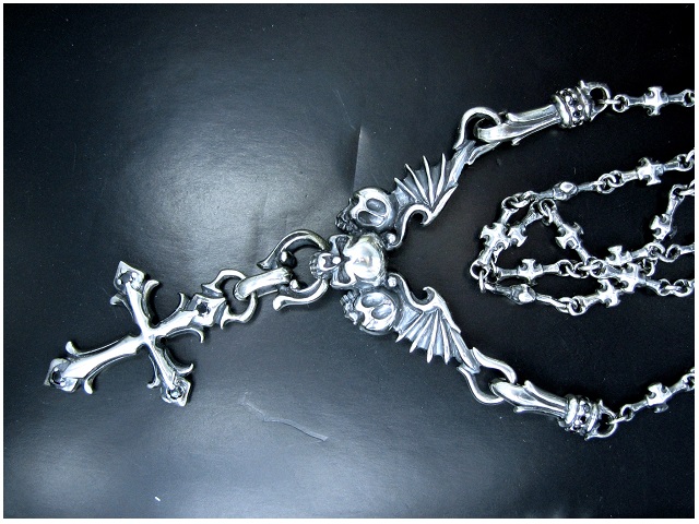 日本925純銀惡魔翼骷髏頭十字架頸鍊